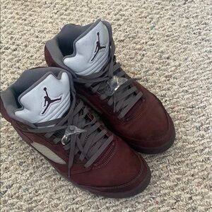 Jordan Brown and Gray Sneakers Mid-Top Style